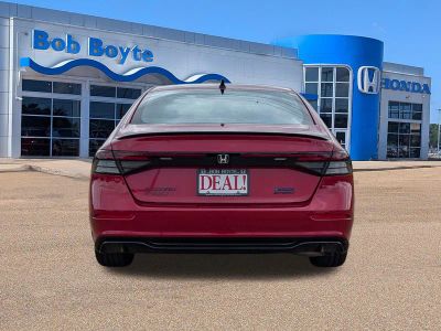 2026 Honda Accord Hybrid - Photo 4