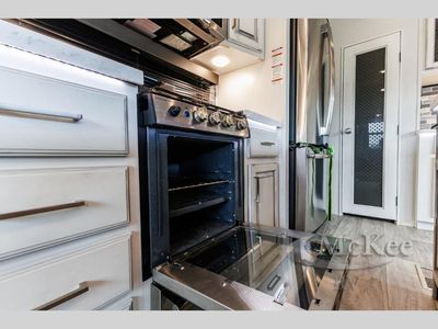2021 Keystone RV Montana - Photo 21