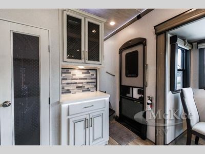 2021 Keystone RV Montana - Photo 31
