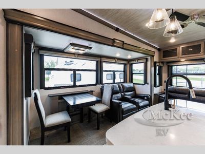 2021 Keystone RV Montana - Photo 9