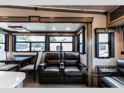 2021 Keystone RV Montana - Photo 12