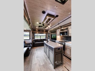 2021 Keystone RV Montana - Photo 8