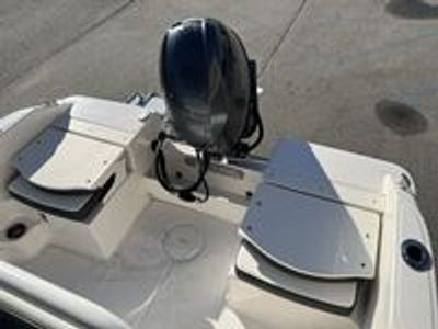 2025 Robalo 160 CC - Photo 8