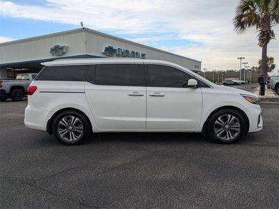 2020 Kia Sedona - Photo 2