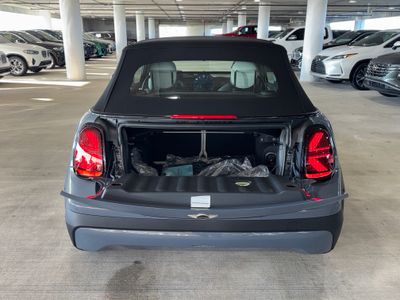 2026 MINI Convertible - Photo 11