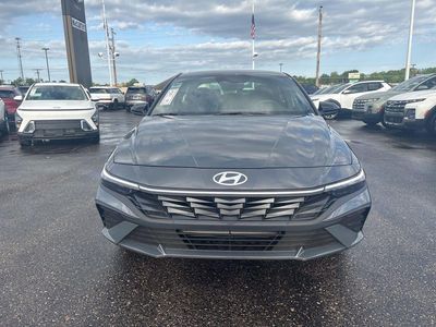 2026 Hyundai Elantra - Photo 24