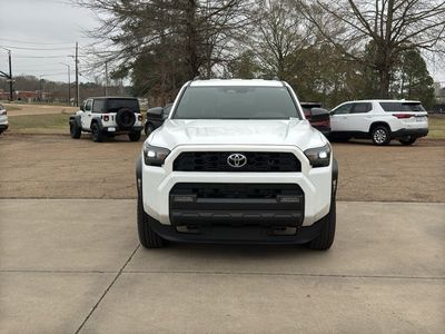 2025 Toyota 4Runner - Photo 2