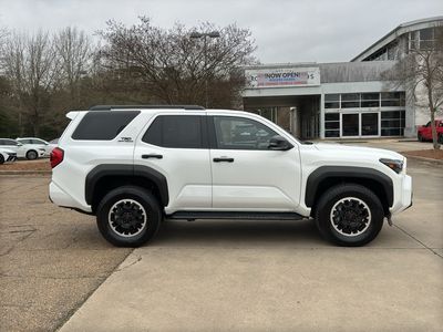 2025 Toyota 4Runner - Photo 8