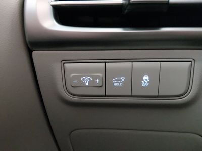 2025 Hyundai Tucson — photo 13 view
