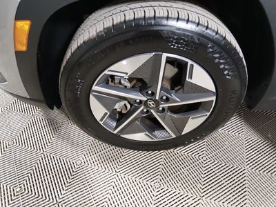 2025 Hyundai Tucson — photo 10 view