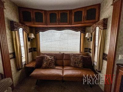 2011 Keystone Montana - Photo 12