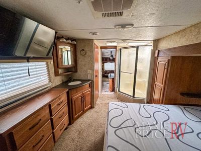 2011 Keystone Montana - Photo 19