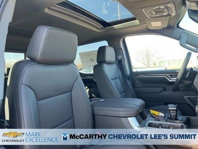 2026 Chevrolet Silverado 1500 — photo 33 view
