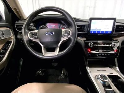 2023 Ford Explorer - Photo 4