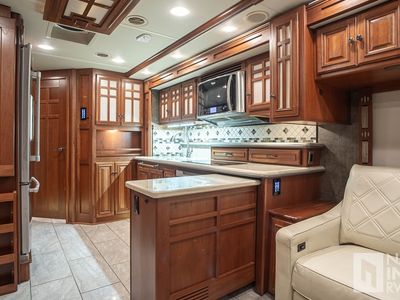 2016 Winnebago Tour — photo 18 view