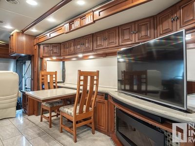 2016 Winnebago Tour — photo 17 view