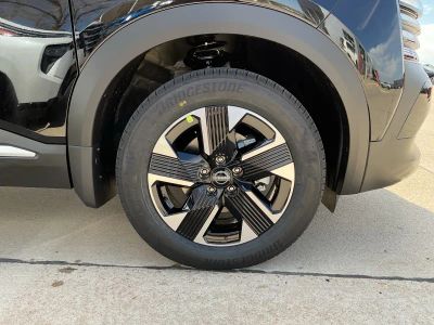 2026 Nissan Kicks — photo 16 view
