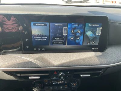 2026 Nissan Kicks — photo 11 view