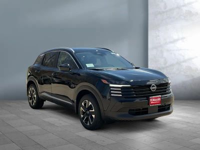 2026 Nissan Kicks — photo 8 view