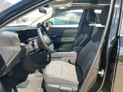 2026 Nissan Kicks — photo 9 view