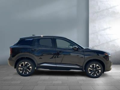 2026 Nissan Kicks — photo 7 view