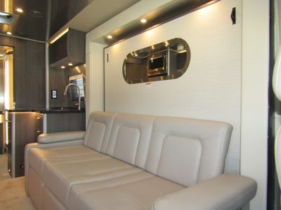 2022 Airstream ATLAS - Photo 5