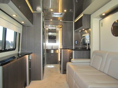 2022 Airstream ATLAS - Photo 4