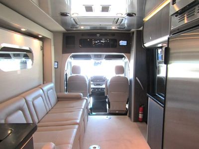 2022 Airstream ATLAS - Photo 3