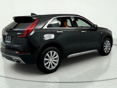 2023 Cadillac XT4 — detail view