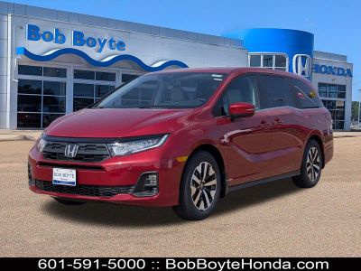 2026 Honda Odyssey N/A — front three-quarter view