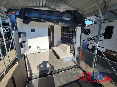 2024 Forest River RV Wildwood FSX - Photo 11