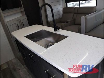 2025 CrossRoads RV Sunset Trail - Photo 16