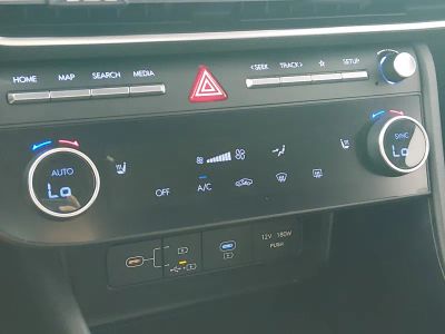 2025 Hyundai Sonata - Photo 17