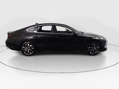 2025 Hyundai Sonata - Photo 8