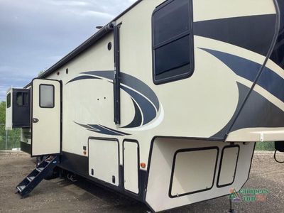 2020 Keystone RV Montana High Country - Photo 3