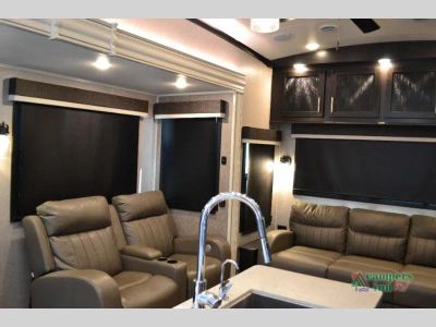 2021 Jayco North Point — photo 20 view