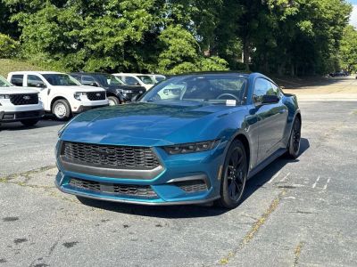2026 Ford Mustang - Photo 3