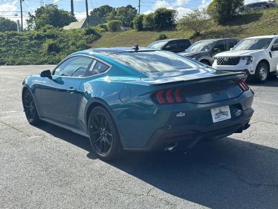 2026 Ford Mustang - Photo 5