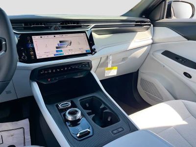 2026 Jeep Cherokee — photo 22 view