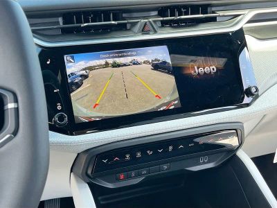 2026 Jeep Cherokee — photo 13 view