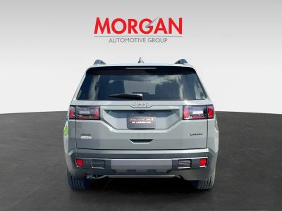 2026 Jeep Cherokee — engine compartment view