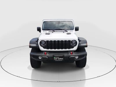 2024 Jeep Wrangler - Photo 2