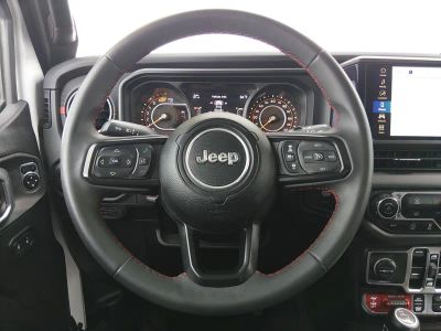 2024 Jeep Wrangler - Photo 12