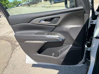 2026 Chevrolet Traverse - Photo 35