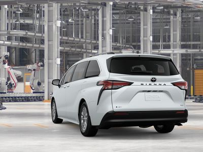 2026 Toyota Sienna — photo 7 view