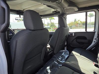 2026 Jeep Wrangler — photo 9 view