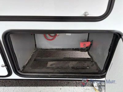 2026 Forest River RV Vengeance Rogue Armored — photo 14 view