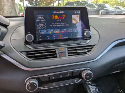2021 Nissan Altima - Photo 19