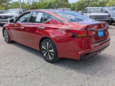 2021 Nissan Altima - Photo 3