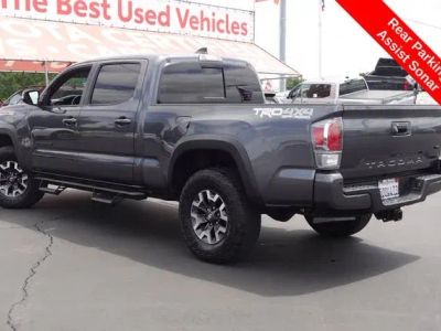 2023 Toyota Tacoma — photo 11 view